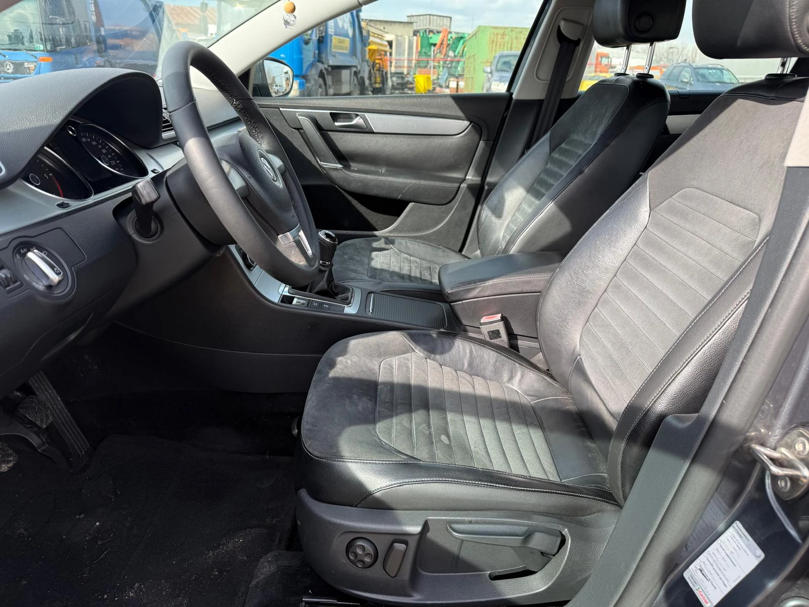 VW Passat 2.0TDI Bluemotion - изображение 8