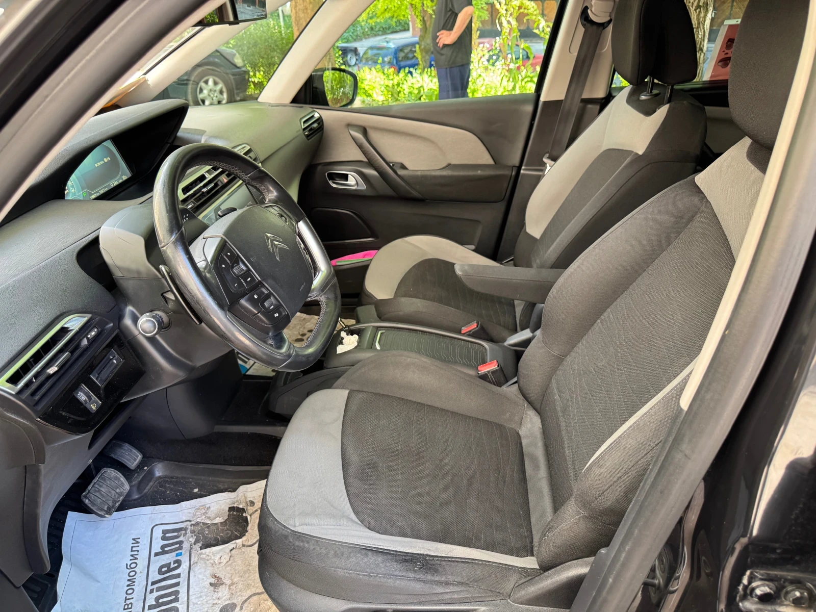 Citroen Grand C4 Picasso 1.6 HDI AVTOMAT, снимка 11 - Автомобили и джипове - 53692351