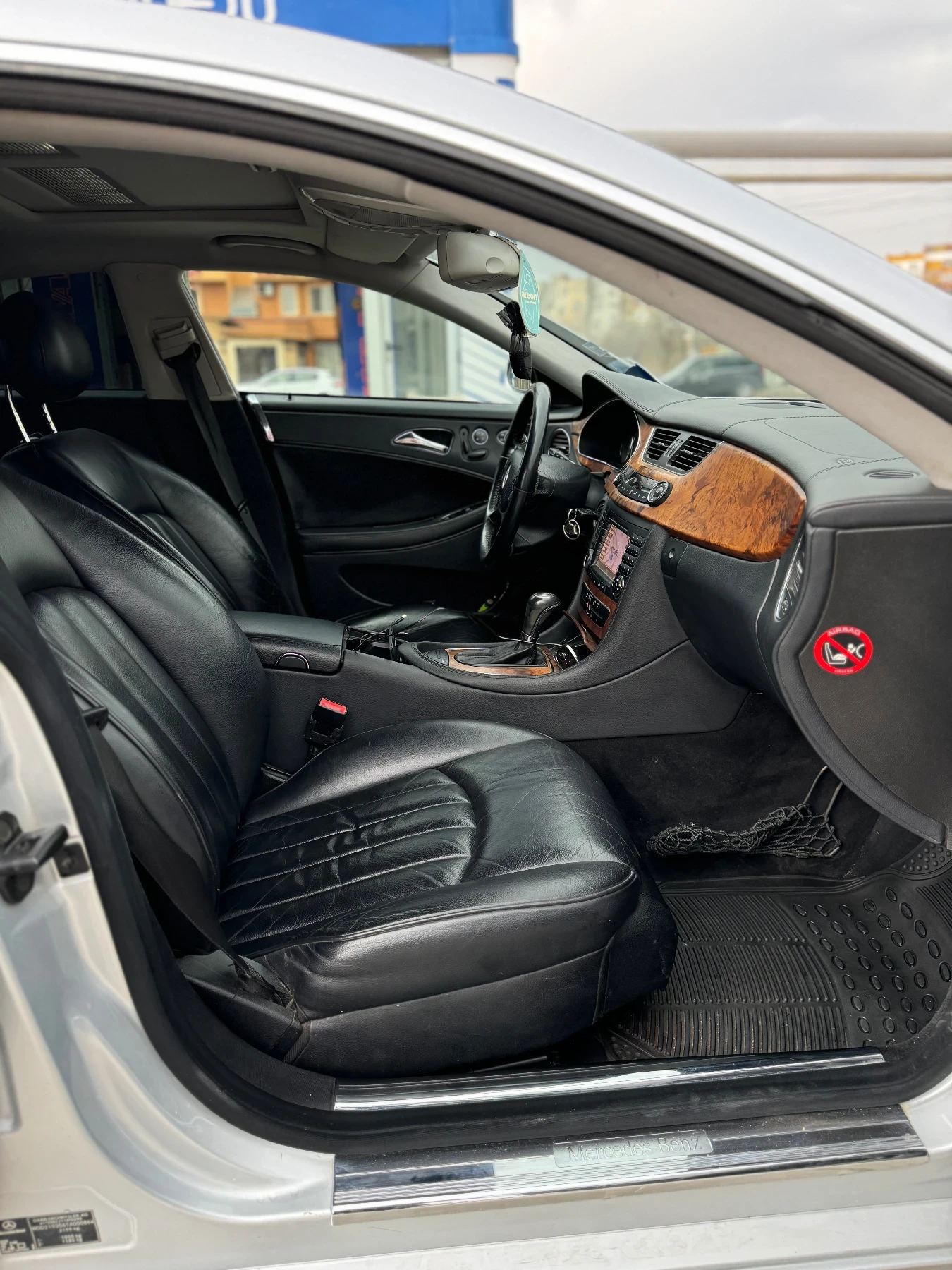 Mercedes-Benz CLS 350 350i, снимка 11 - Автомобили и джипове - 54395646