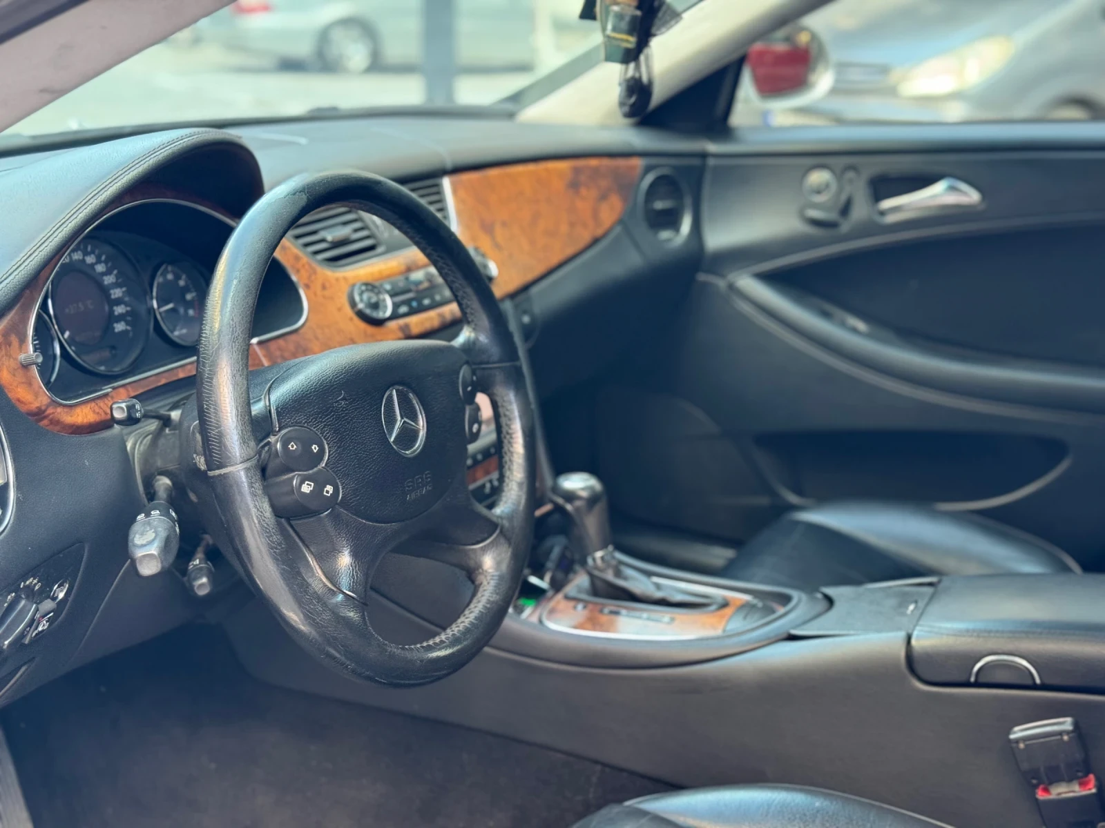 Mercedes-Benz CLS 350 350i, снимка 8 - Автомобили и джипове - 54395646