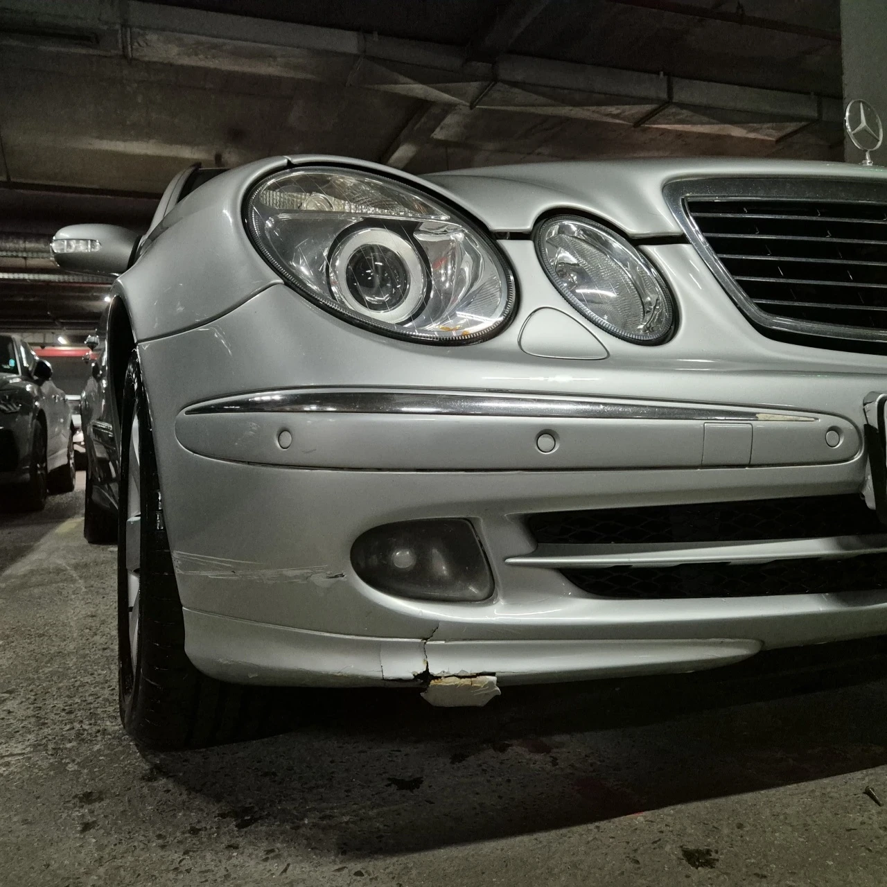 Mercedes-Benz E 220, снимка 10 - Автомобили и джипове - 54287824