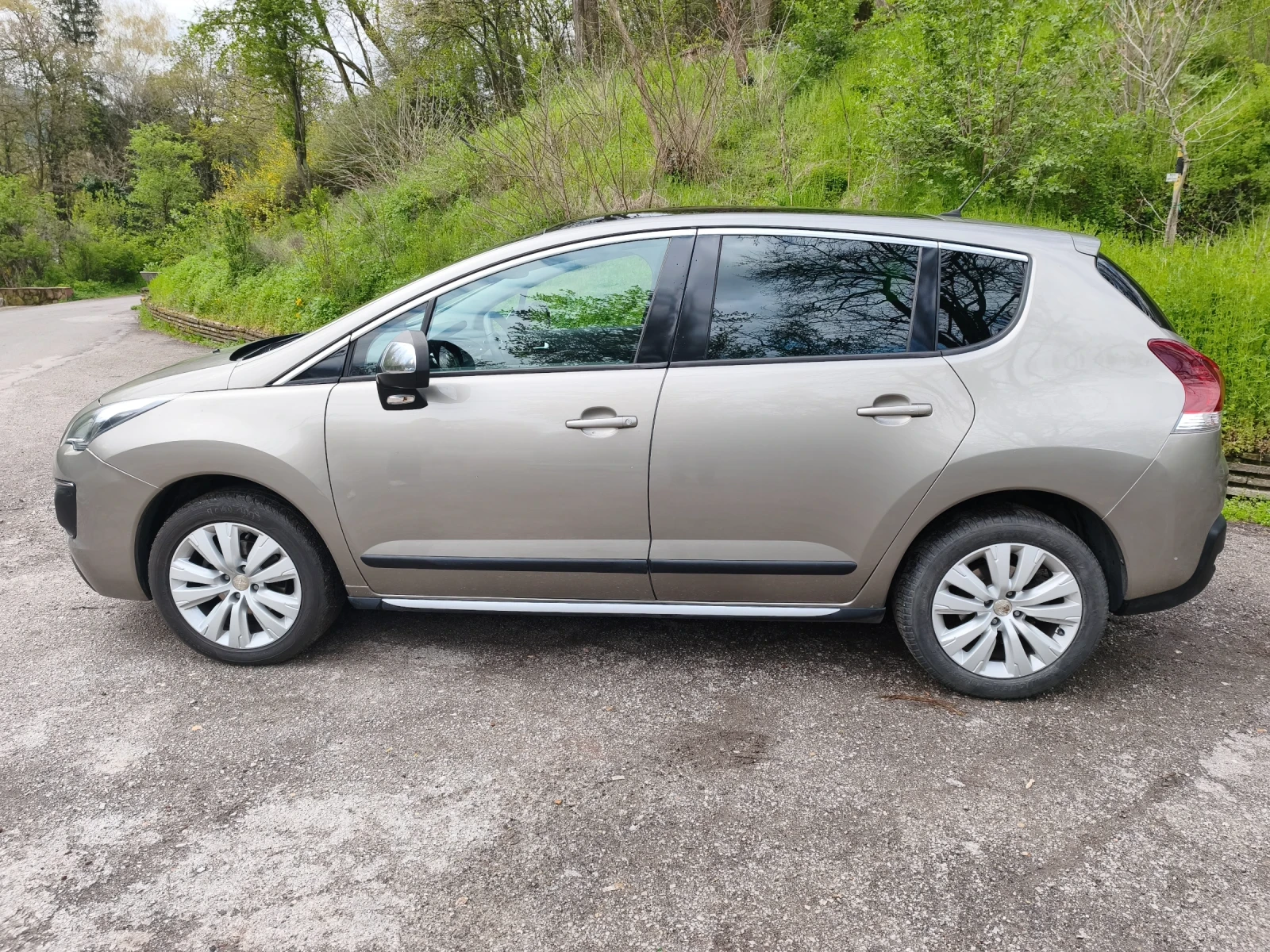 Peugeot 3008 1.6HDI , снимка 2 - Автомобили и джипове - 54279846