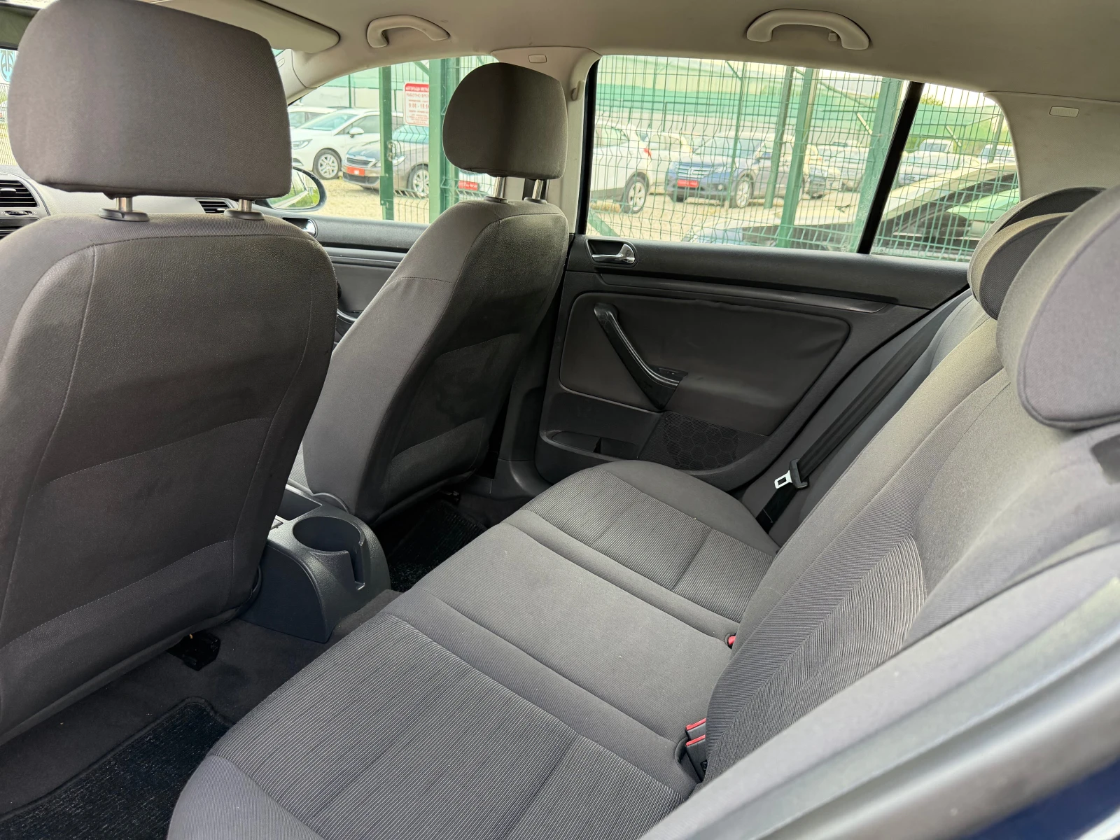 VW Golf 1.9TDi/105p.s-6 speed/Klima/BKC, снимка 11 - Автомобили и джипове - 54495181