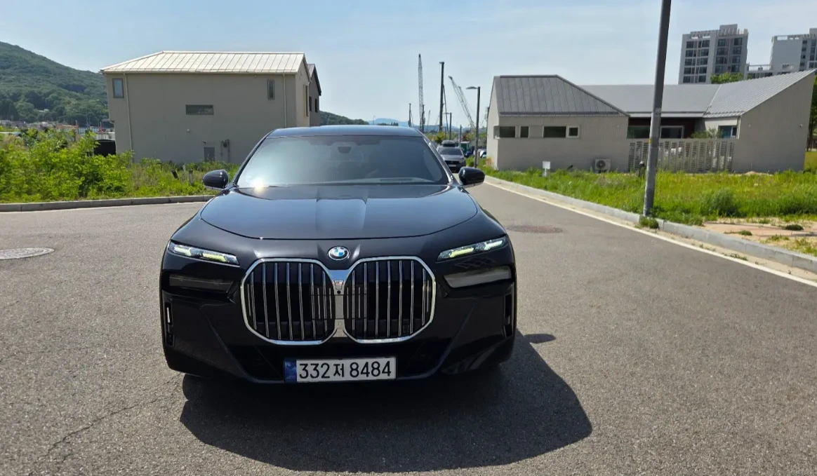 BMW 740 M SPORT | BMW THEATRE SCREEN | EXEC. LOUNGE|  | Mobile.bg � ����������� 7