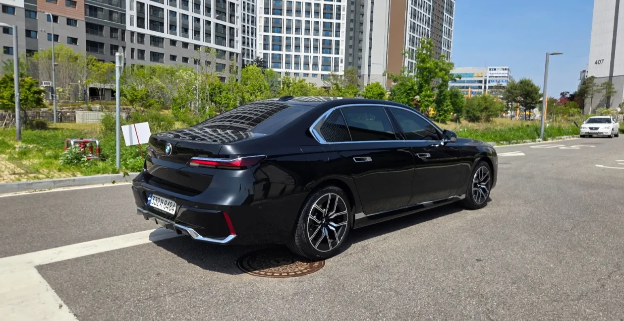 BMW 740 M SPORT | BMW THEATRE SCREEN | EXEC. LOUNGE|  | Mobile.bg � ����������� 5