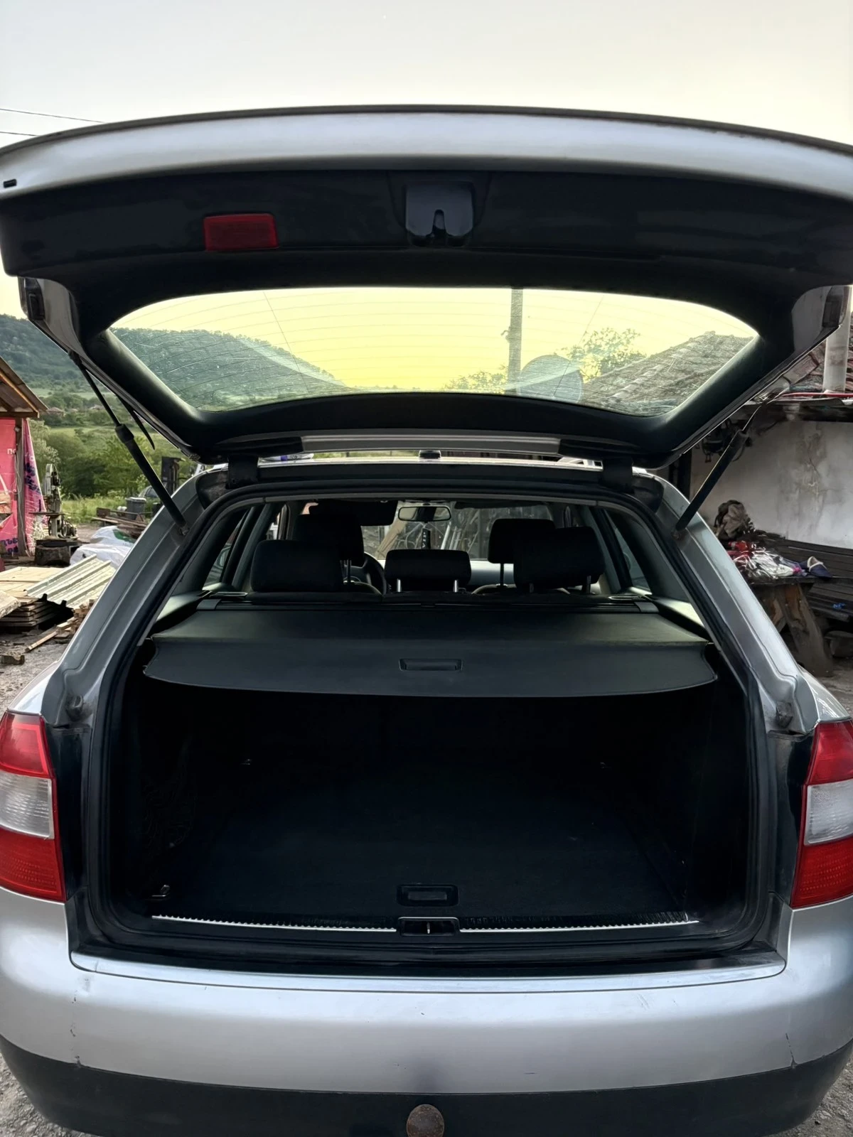 Audi A4 B6, снимка 2 - Автомобили и джипове - 54692931