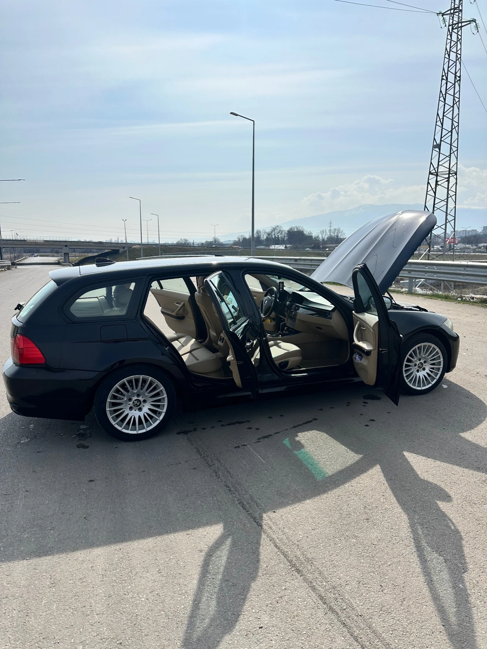 BMW 320 E91 xDrive, снимка 13 - Автомобили и джипове - 55011930