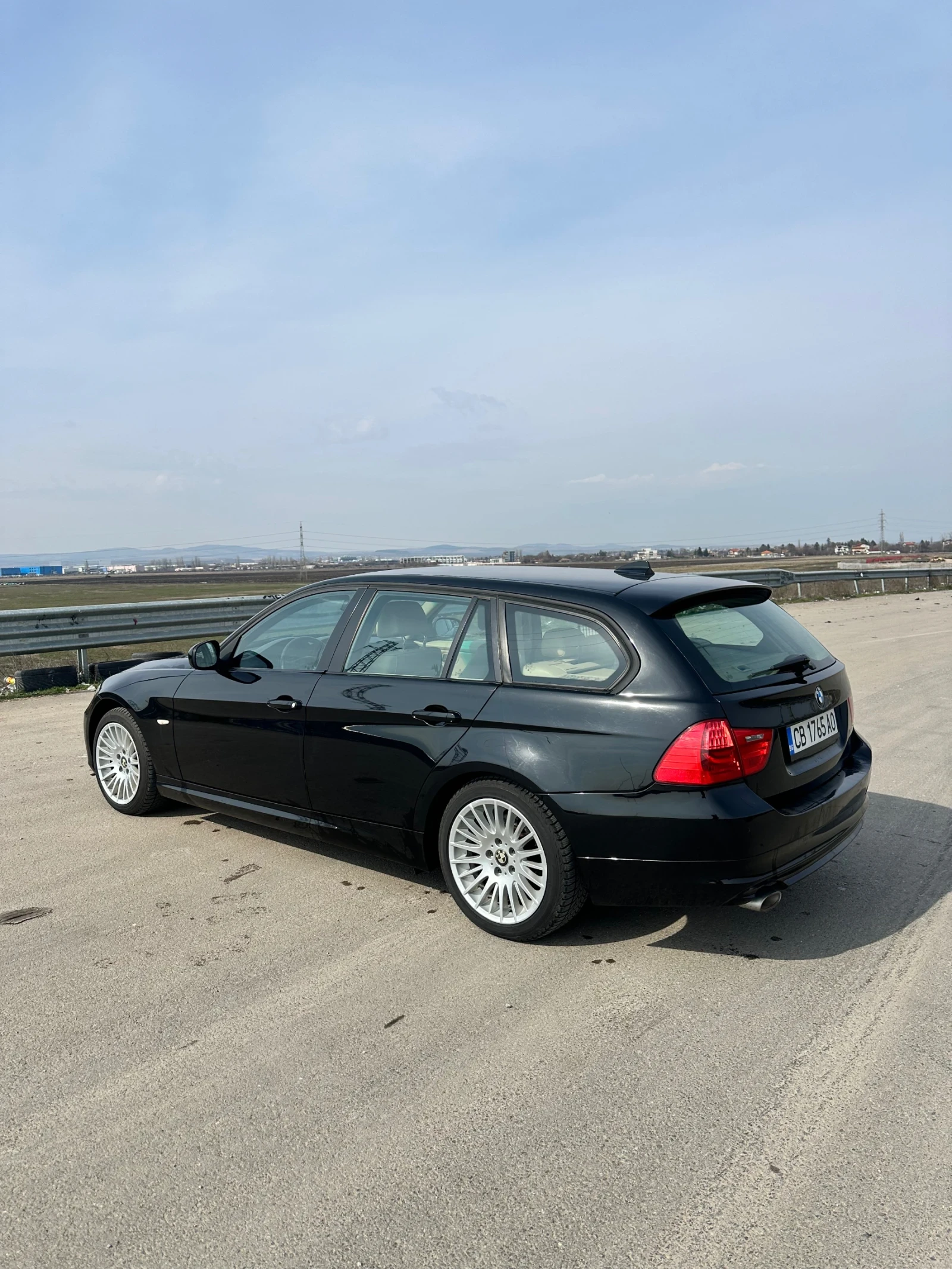 BMW 320 E91 xDrive, снимка 3 - Автомобили и джипове - 55011930
