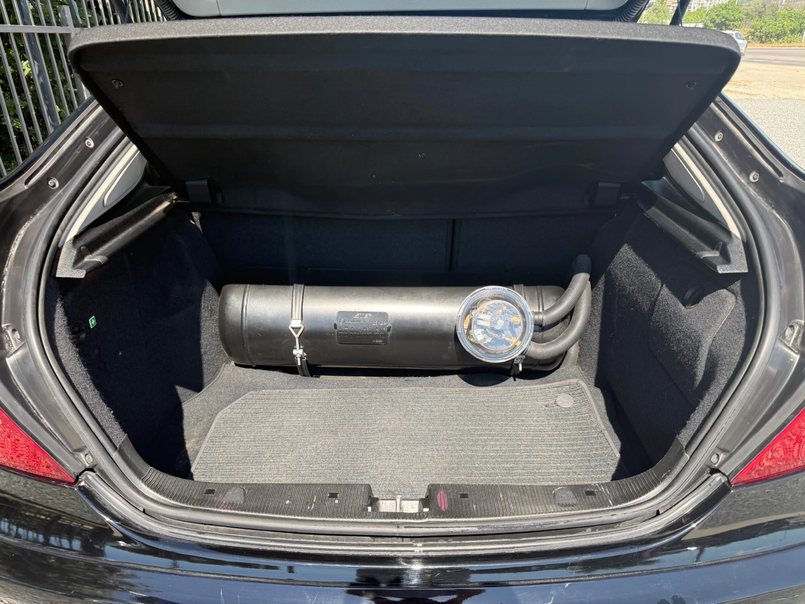 Mercedes-Benz C 200 Sport Coupe Kompressor Gas automatic  , снимка 17 - Автомобили и джипове - 55049496