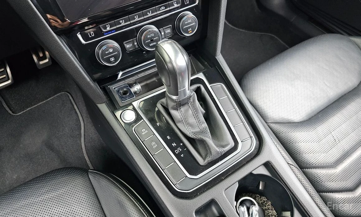 VW Arteon, снимка 9 - Автомобили и джипове - 55181542