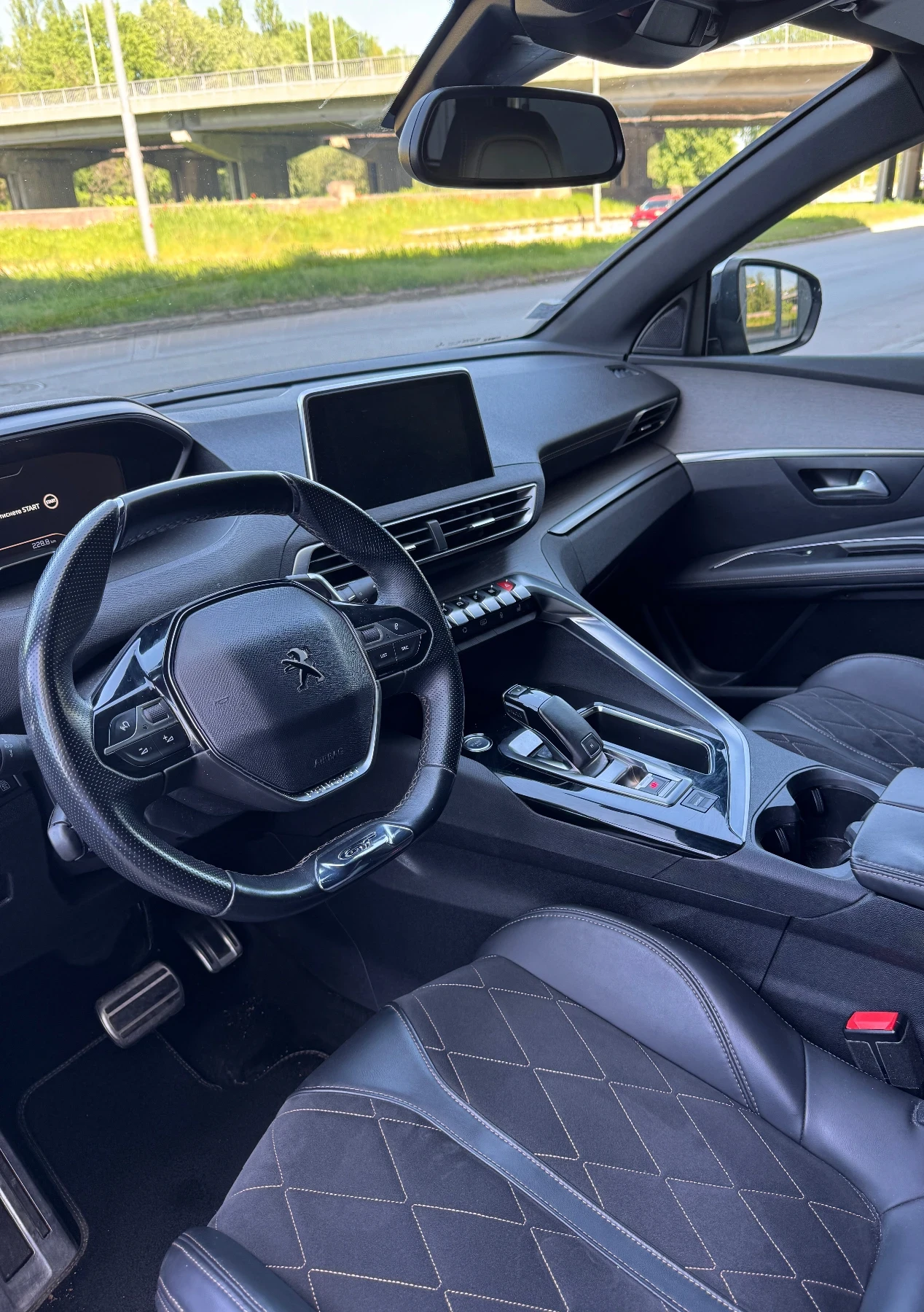 Peugeot 3008 2.0HDi GT Line | Подгрев| М.Точки| Keyless| , снимка 4 - Автомобили и джипове - 55502393