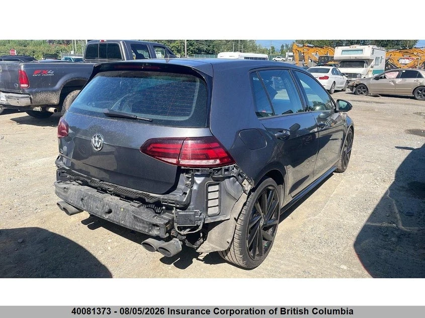 VW Golf 7R Автокредит Цена до България, снимка 3 - Автомобили и джипове - 55589654
