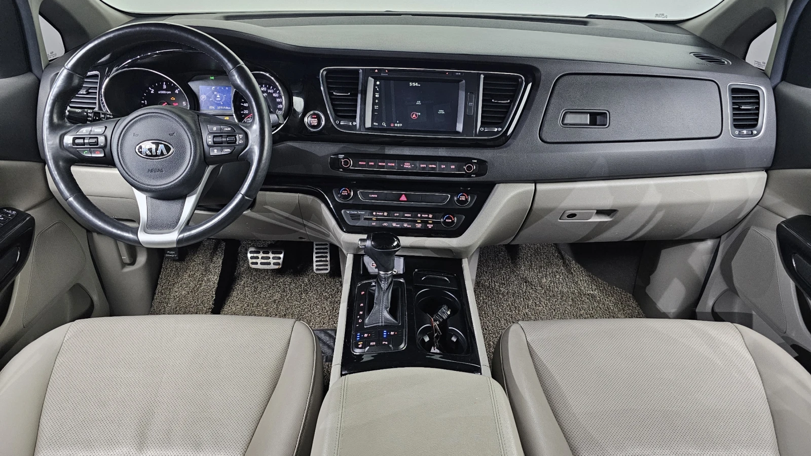 Kia Carnival ЕЛ. БАГАЖНИК* ПОДГРЕВ ВОЛАН* КРАЙНА ЦЕНА, снимка 7 - Автомобили и джипове - 55595017
