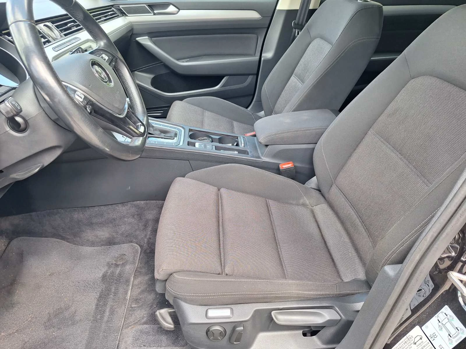 VW Passat, снимка 8 - Автомобили и джипове - 55767546
