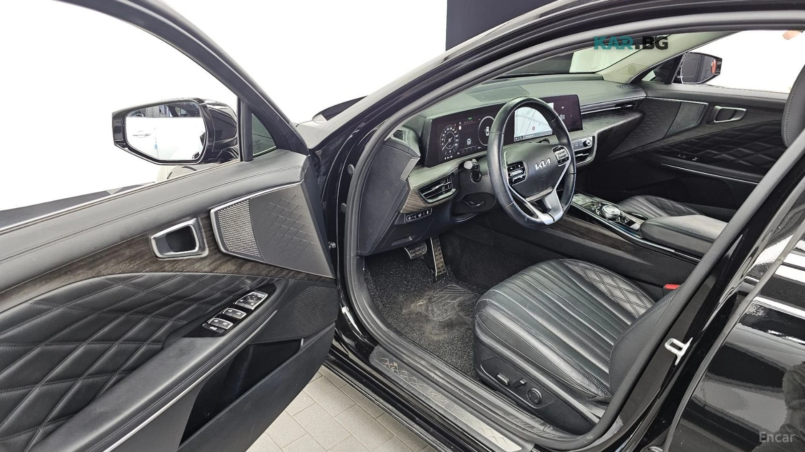 Kia K8 SIGNATURE| DISTRO| HUD| ОБДУХ| 360| БЕЗ ИНЦИДЕНТИ , снимка 10 - Автомобили и джипове - 56096232