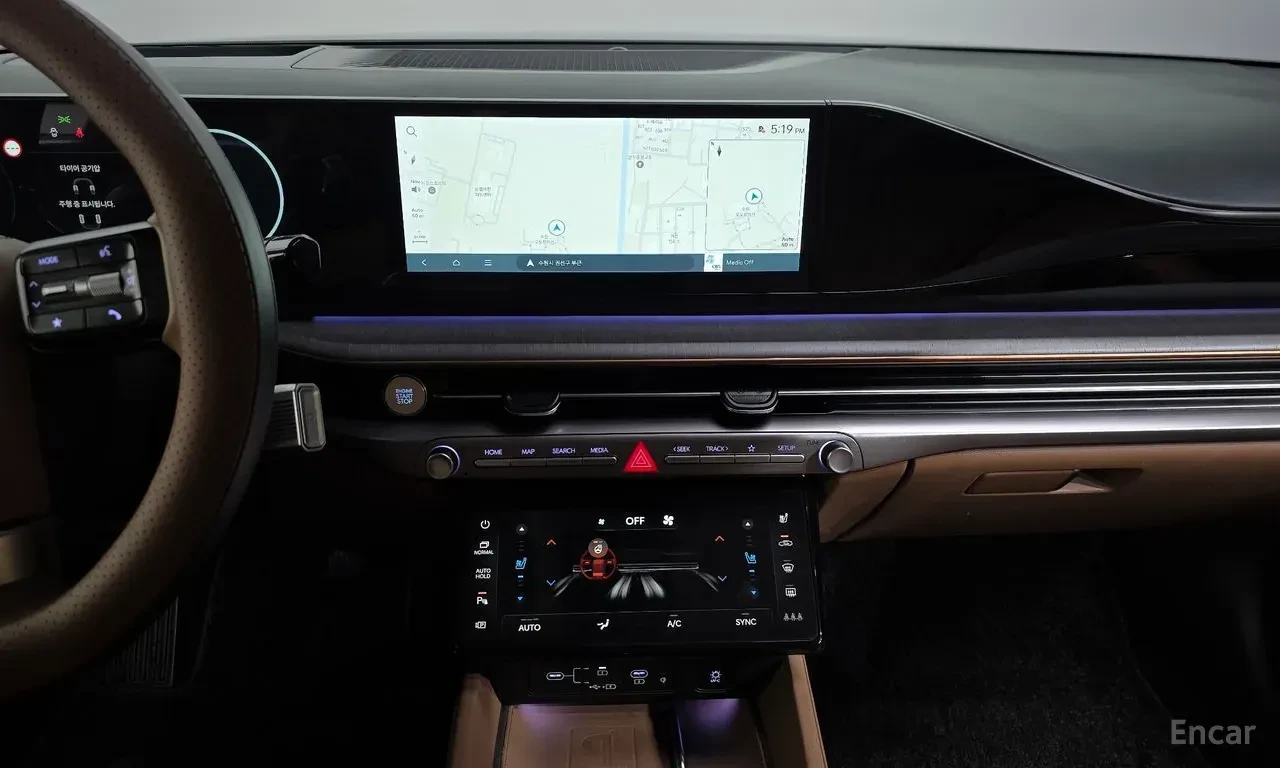 Hyundai Grandeur 3.5* CALLIGRAPHY* ОБДУХВАНЕ* ДИСТРОНИК* ХЕДЪП* 360, снимка 9 - Автомобили и джипове - 56235357