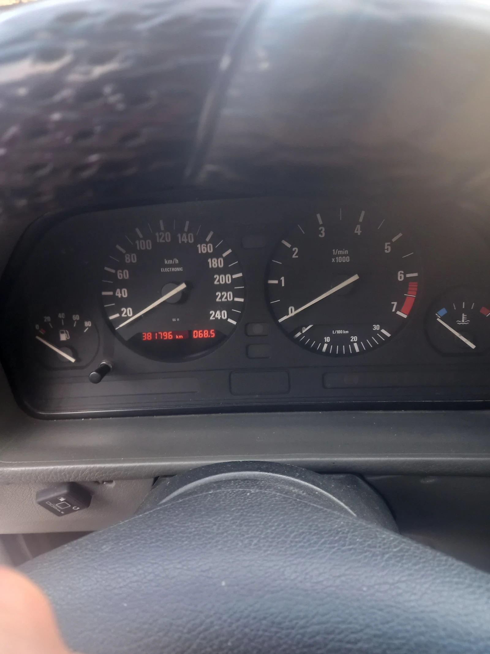 BMW 520 E34, снимка 4 - Автомобили и джипове - 56555145