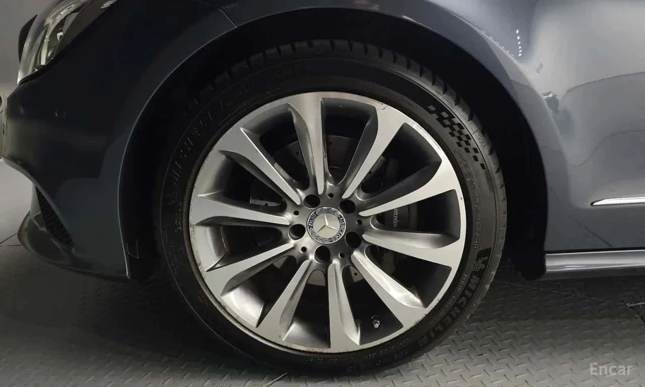 Mercedes-Benz CLS, снимка 16 - Автомобили и джипове - 56727651