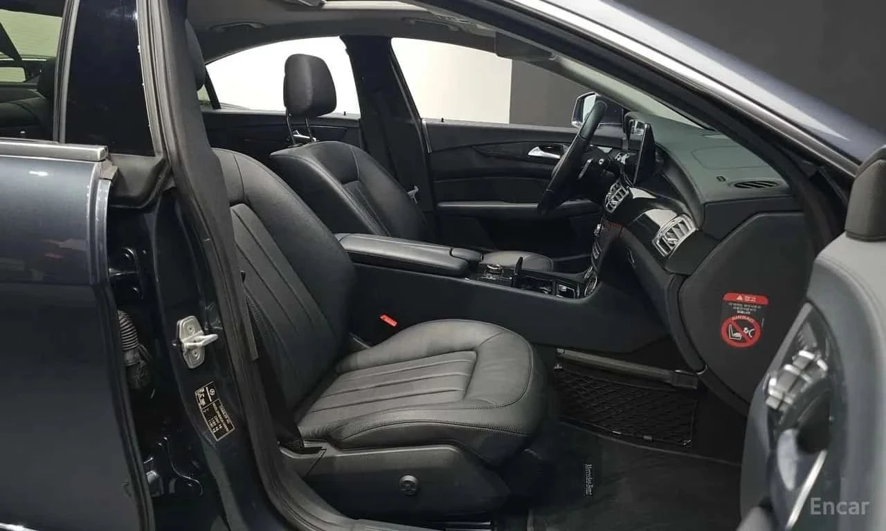 Mercedes-Benz CLS, снимка 12 - Автомобили и джипове - 56727651