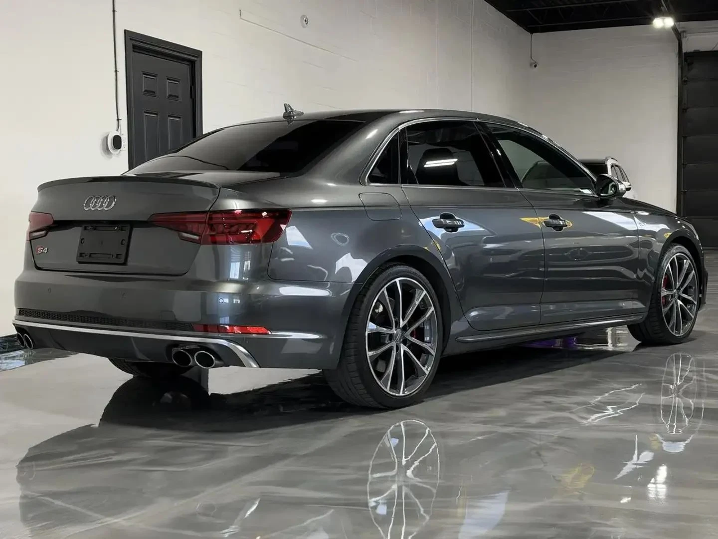 Audi S4, снимка 3 - Автомобили и джипове - 56729083