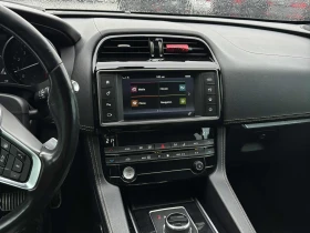 Jaguar F-PACE AWD R-Sport* ПОДГРЕВ* HEAD-UP* ПАНО* M.ТОЧКА* , снимка 9