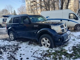 Dodge Nitro, снимка 3 - Автомобили и джипове - 53345333