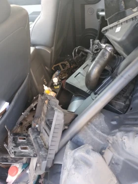 Dodge Nitro, снимка 12 - Автомобили и джипове - 53345333