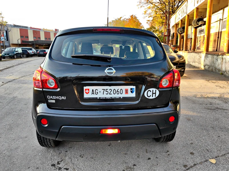 Nissan Qashqai 2.0!!ШВЕЙЦАРИЯ!!4Х4!!УНИКАТ!ТОП СЪСТОЯНИЕ!, снимка 4 - Автомобили и джипове - 47832241