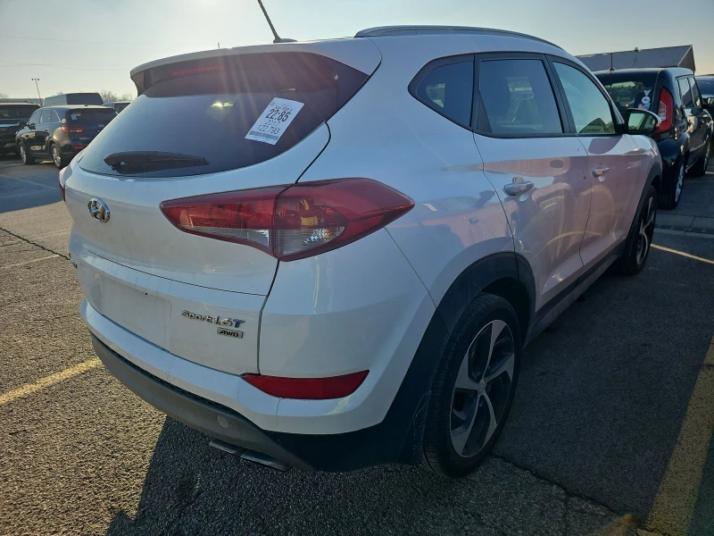 Hyundai Tucson Sport 2.0L ИДЕАЛЕН ЗА ГАЗ* , снимка 4 - Автомобили и джипове - 48886176