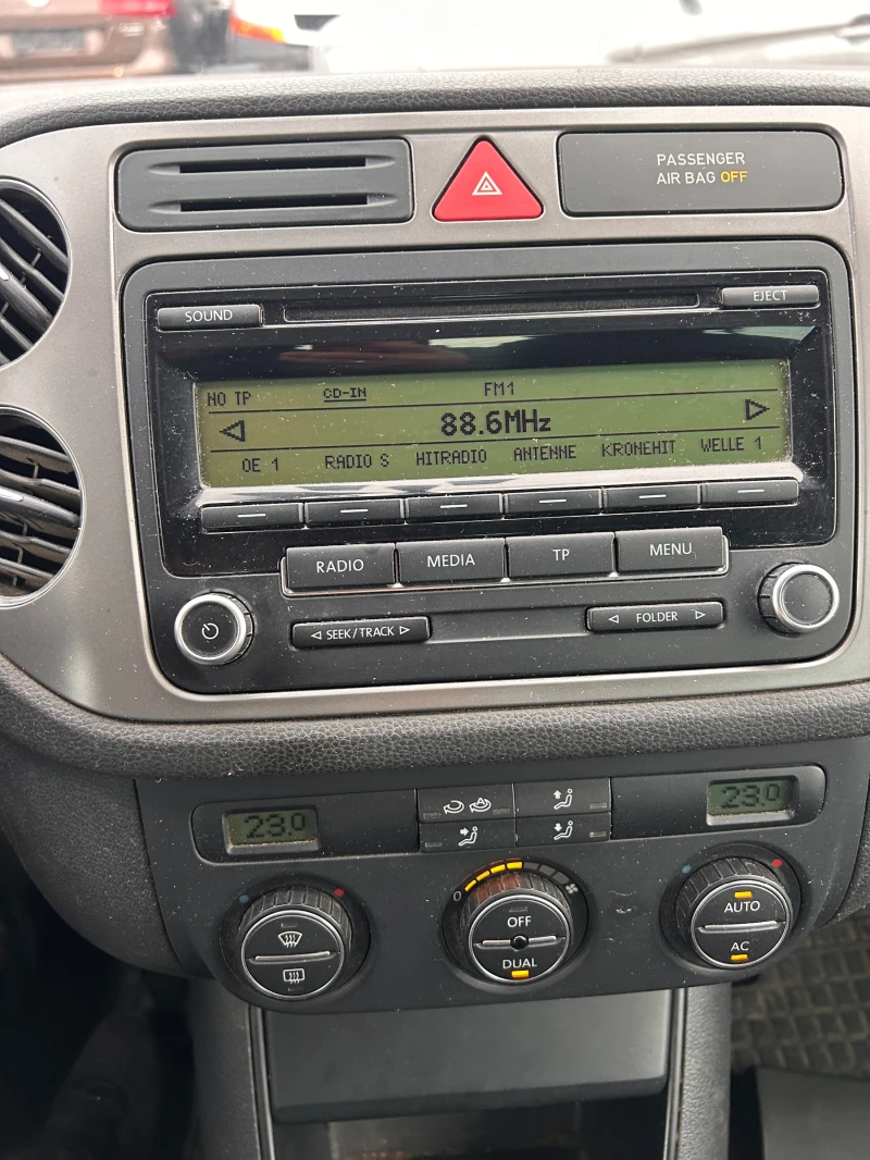 VW Tiguan 2.0TDI 4MOTION EURO 4, снимка 12 - Автомобили и джипове - 52089903