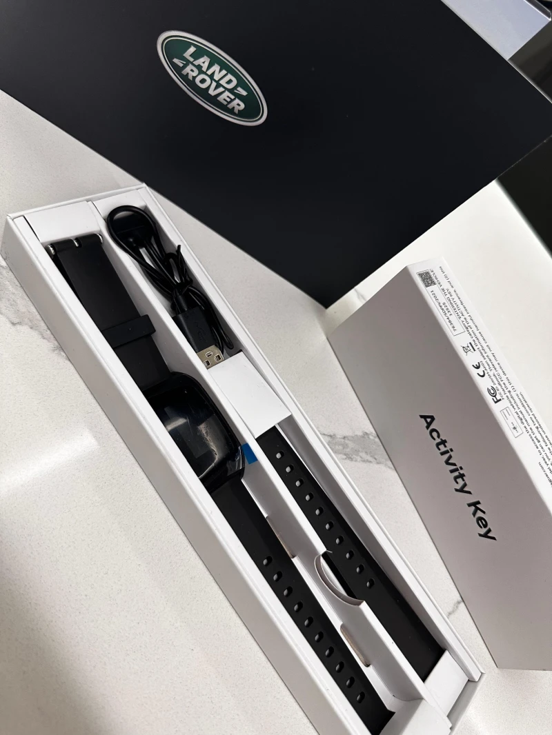 Land Rover Range Rover Evoque HST 300 cv AWD Panorama Roof FULL Optional, снимка 6 - Автомобили и джипове - 52794079