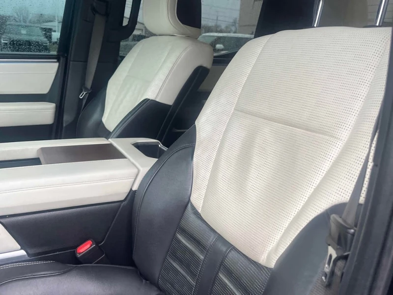 Toyota Tundra * Capstone Hybrid * CARFAX * БЕЗ ПЪРВОНАЧАЛНА ВНОС, снимка 10 - Автомобили и джипове - 53024112