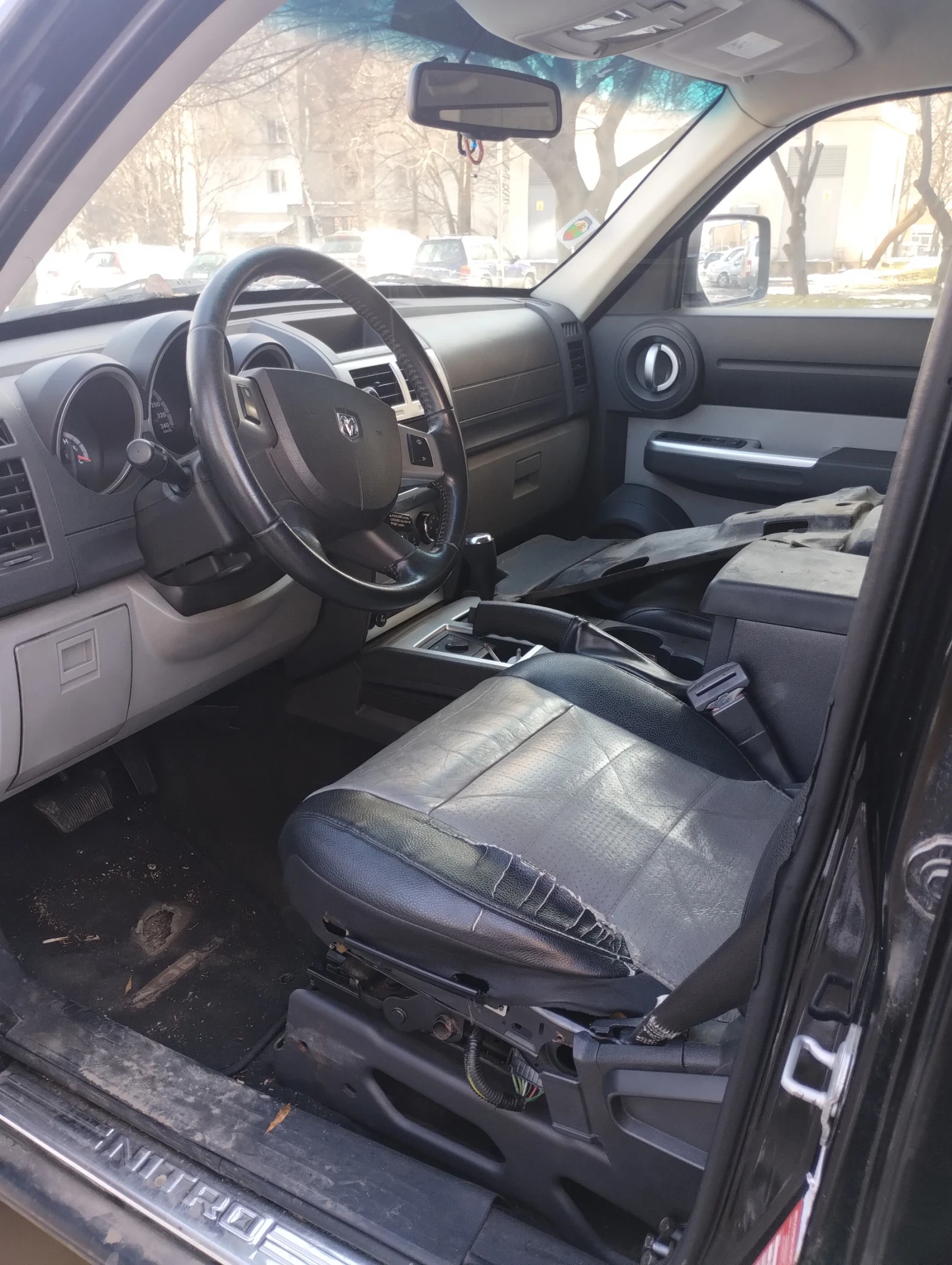 Dodge Nitro  - изображение 7