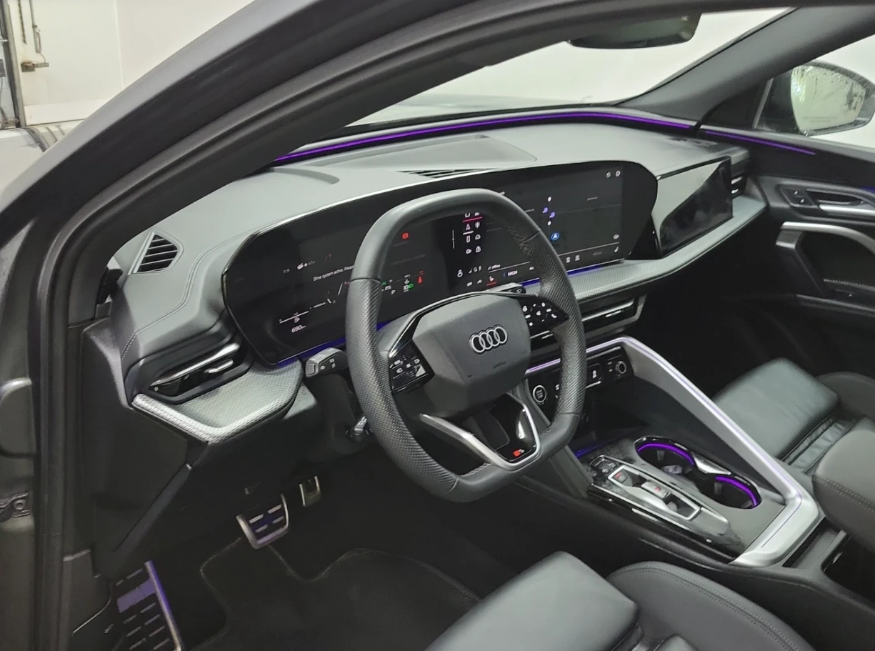 Audi Q5 2025 Audi Q5 2.0 TFSI QUATTRO, снимка 8 - Автомобили и джипове - 53865316