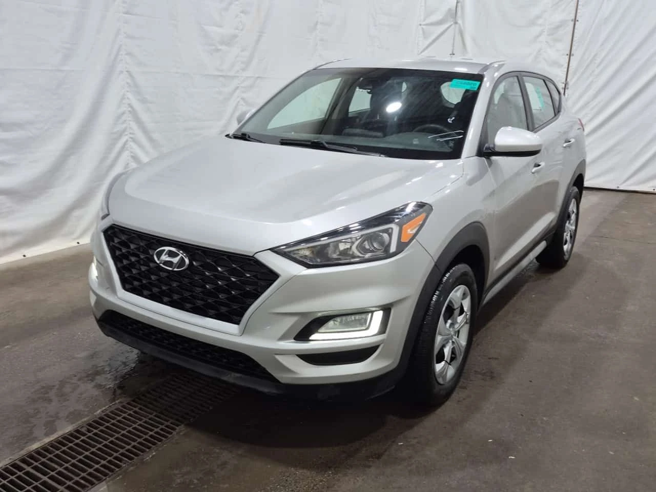 Hyundai Tucson * ESSENTIAL * CARFAX * ПОДГРЕВ *  | Auto.bg — изображение 1