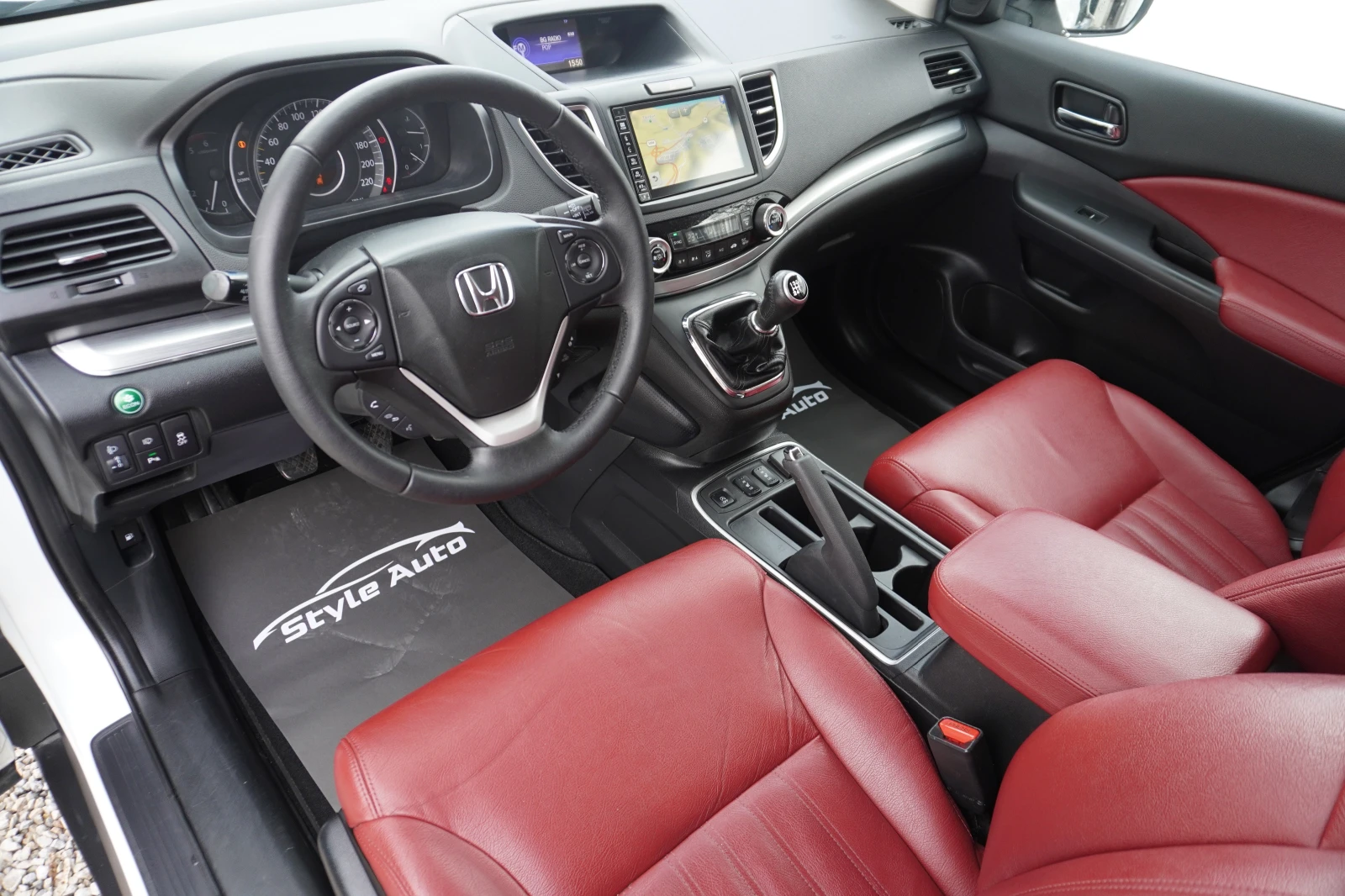 Honda Cr-v 1.6 i-DTEC AWD, NAVI, КОЖА, БЯЛА ПЕРЛА, снимка 9 - Автомобили и джипове - 54122882