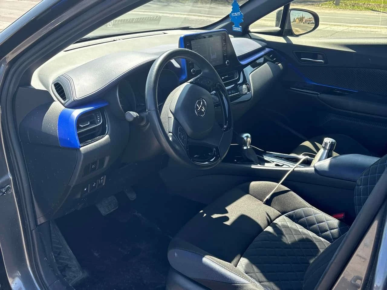 Toyota C-HR * XLE Premium * CARFAX * ��� ����� * KEYLESS | Mobile.bg � ����������� 5