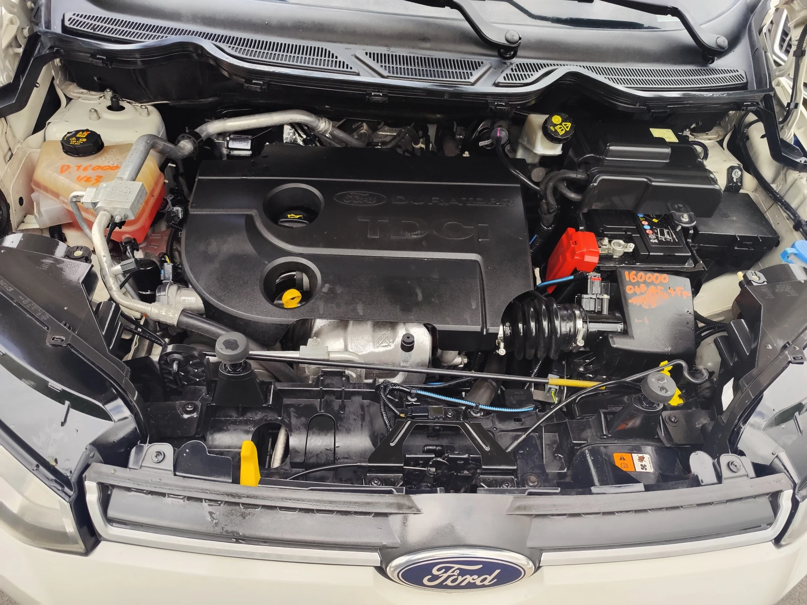 Ford EcoSport 1.5TDCi TITANIUM* LED* EURO5B* , снимка 13 - Автомобили и джипове - 54484813