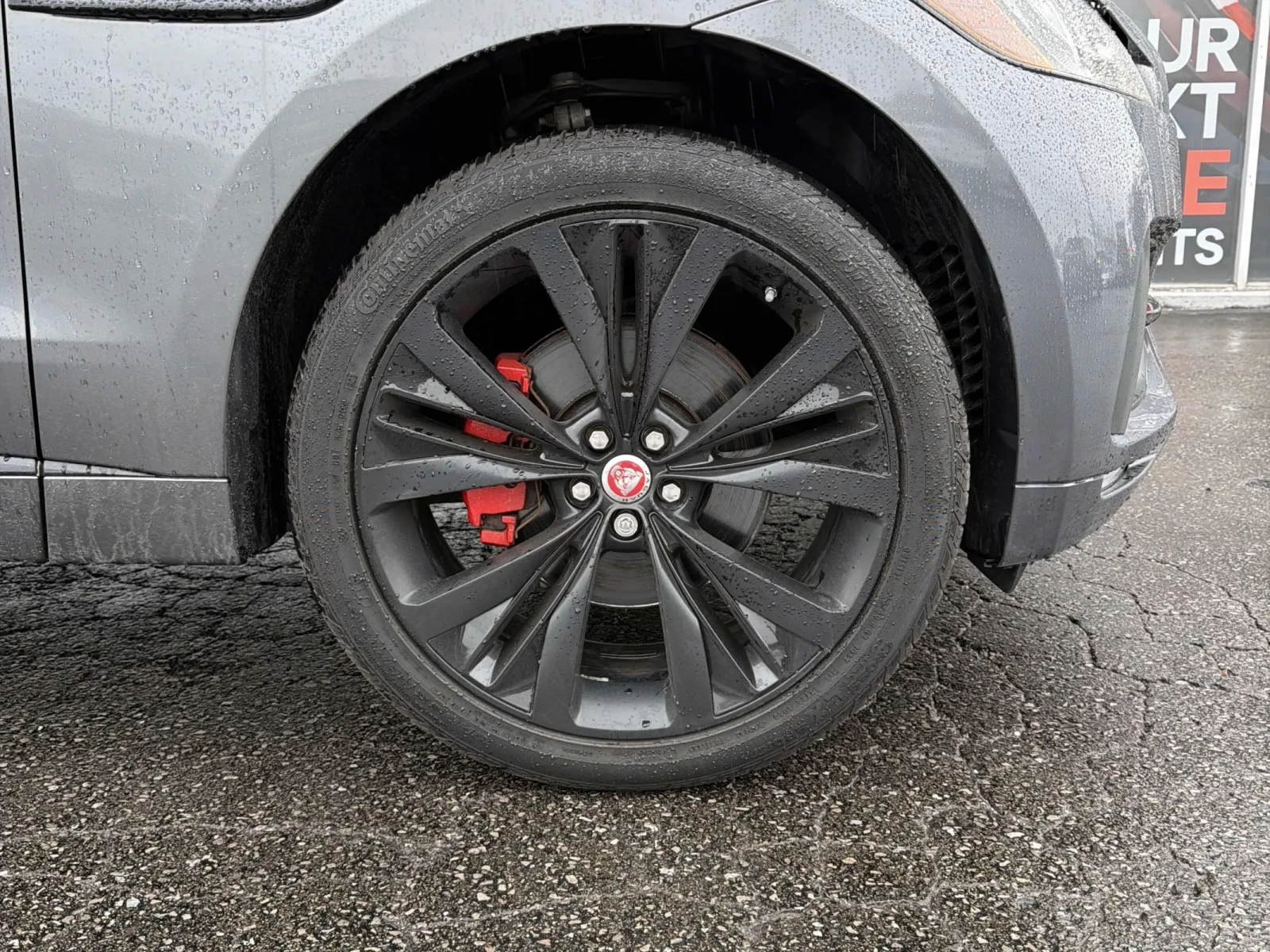 Jaguar F-PACE AWD R-Sport* ПОДГРЕВ* HEAD-UP* ПАНО* M.ТОЧКА* , снимка 6 - Автомобили и джипове - 54488825