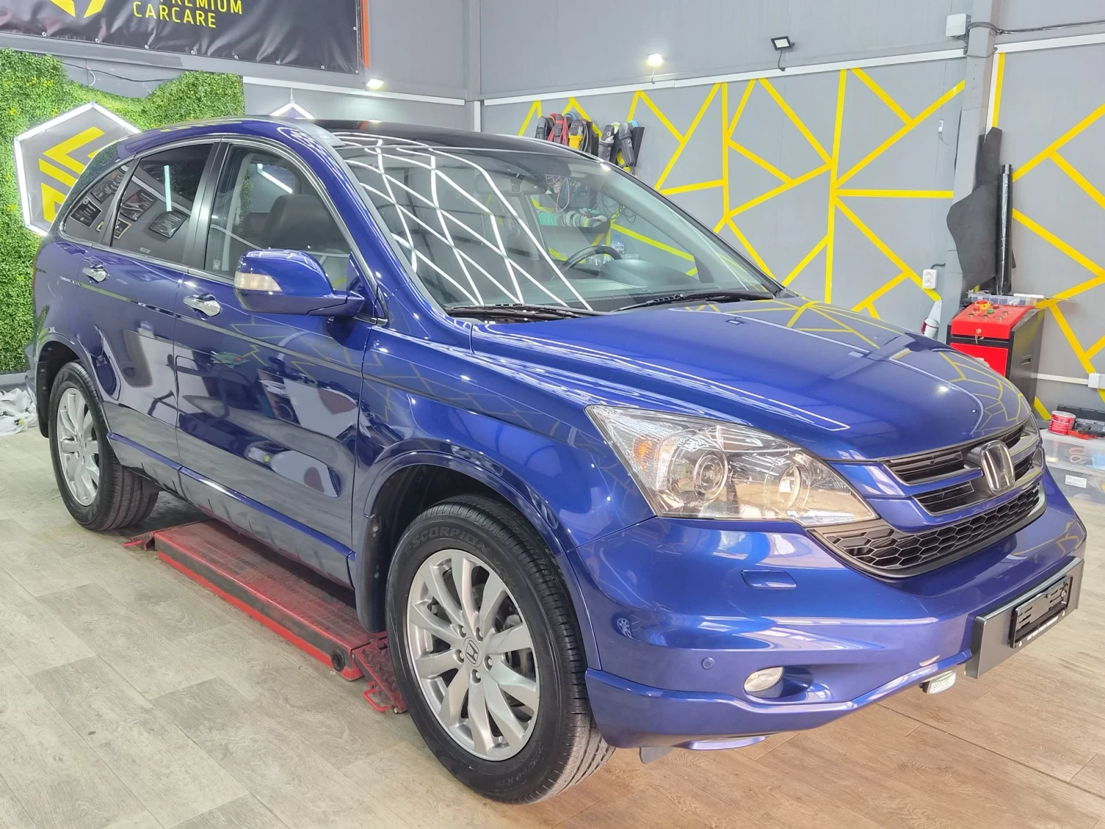 Honda Cr-v Facelift EXECUTIVE PLUS DISTRONIC 8 ГУМИ С ДЖАНТИ , снимка 3 - Автомобили и джипове - 55935249