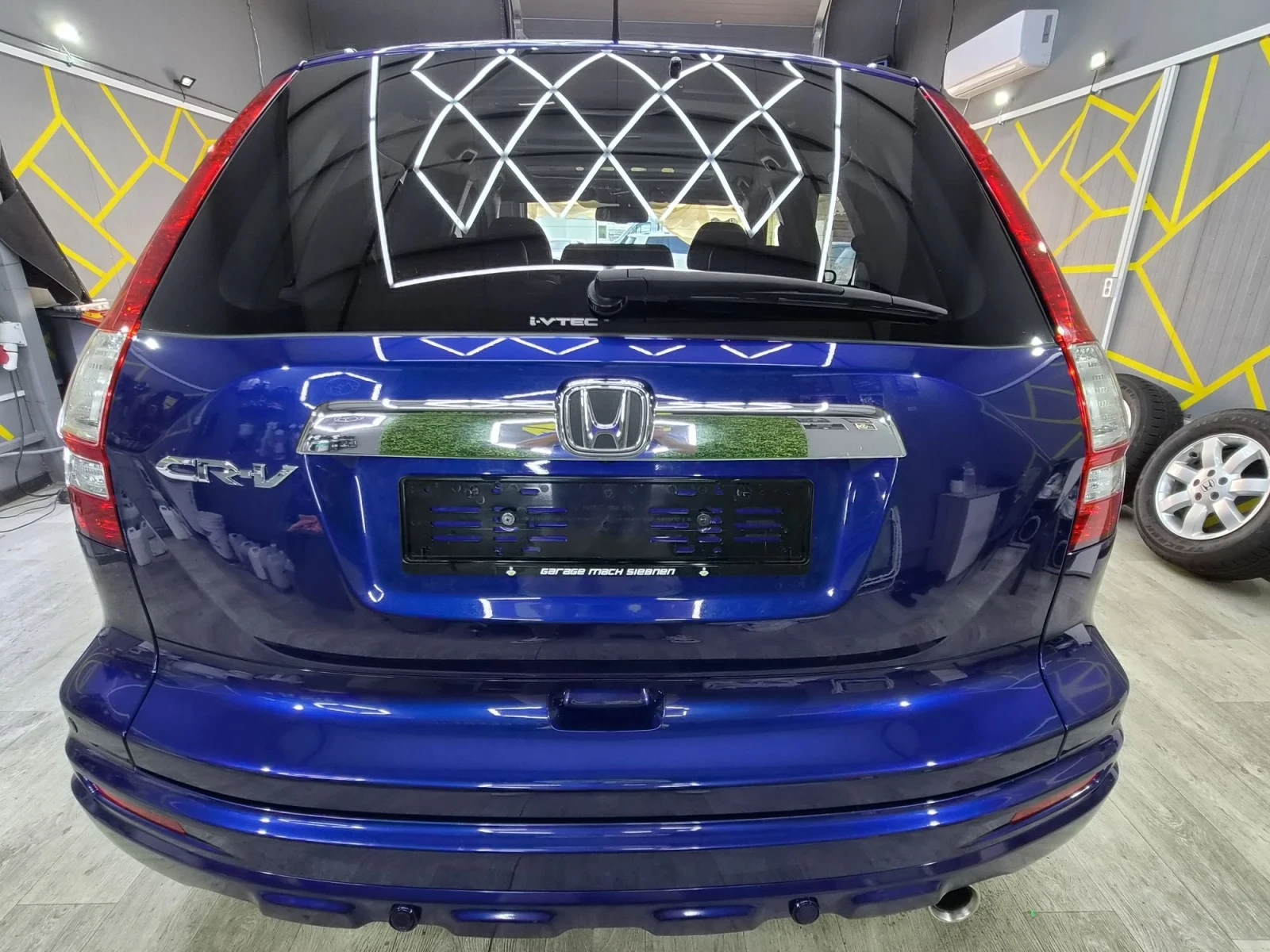 Honda Cr-v Facelift EXECUTIVE PLUS DISTRONIC 8 ГУМИ С ДЖАНТИ , снимка 5 - Автомобили и джипове - 55935249