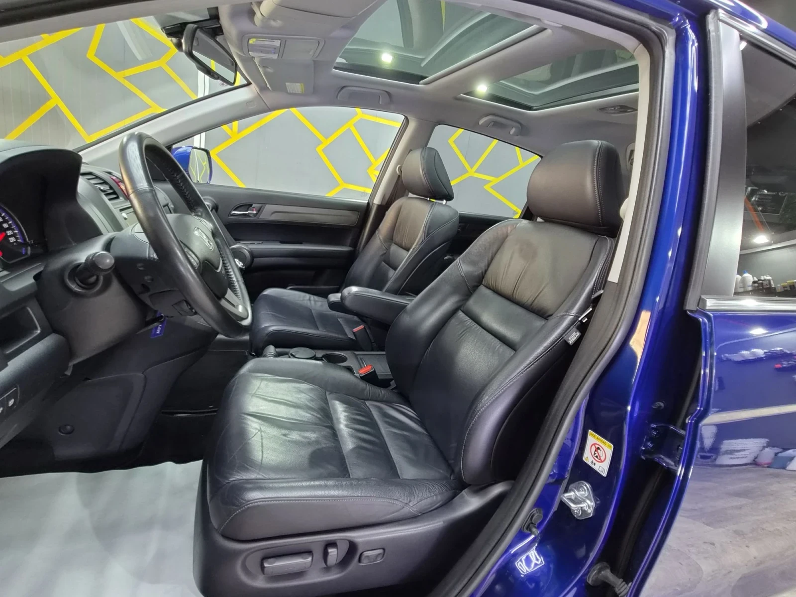 Honda Cr-v Facelift EXECUTIVE PLUS DISTRONIC 8 ГУМИ С ДЖАНТИ , снимка 7 - Автомобили и джипове - 55935249