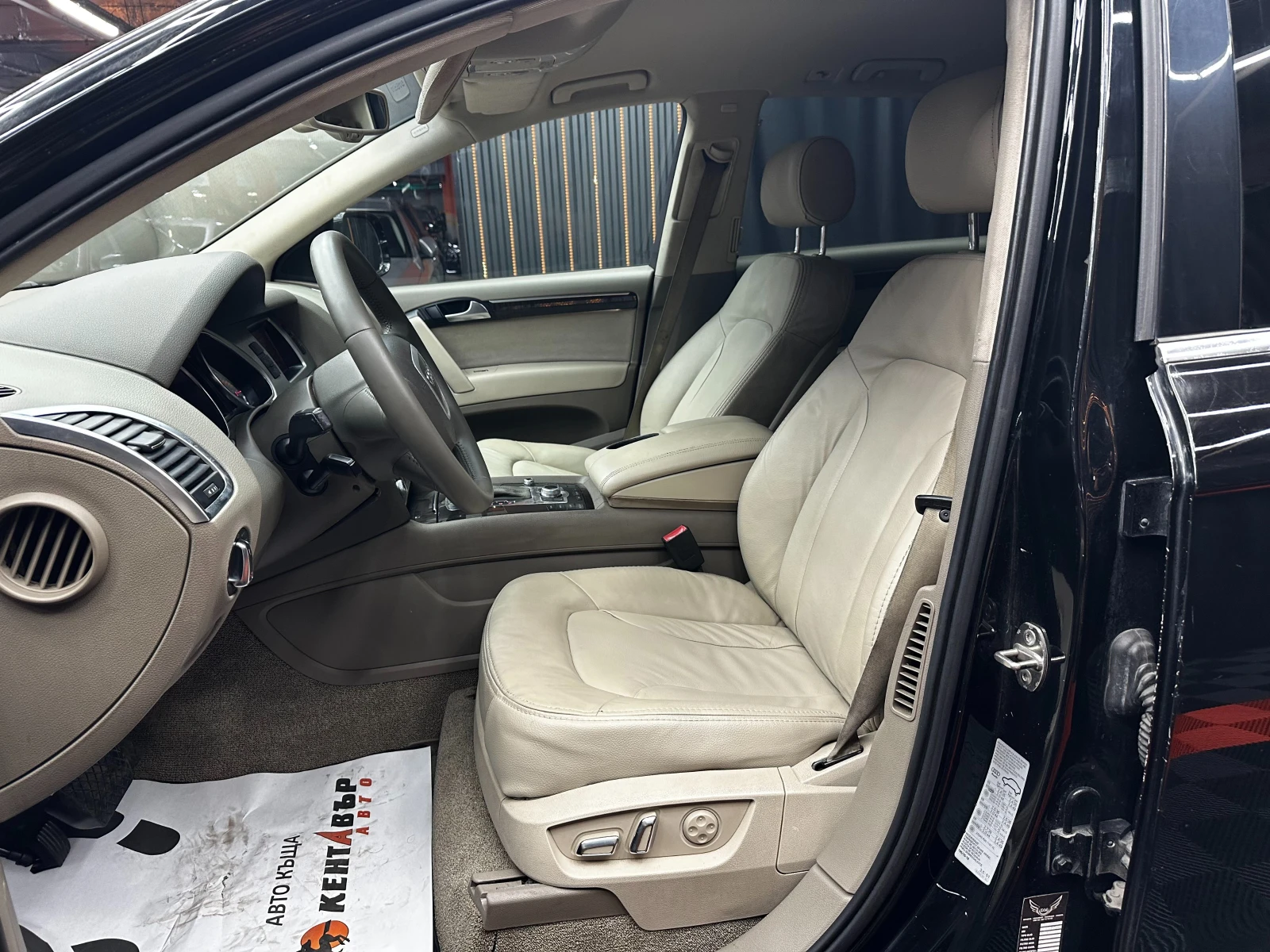 Audi Q7 Facelift/Уникално запазен, снимка 8 - Автомобили и джипове - 55949790