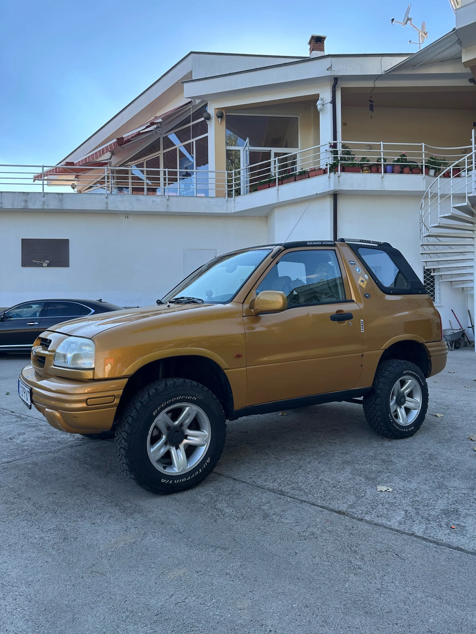 Suzuki Grand vitara 2.0| OFF-ROAD | ГАЗ, снимка 4 - Автомобили и джипове - 56129003