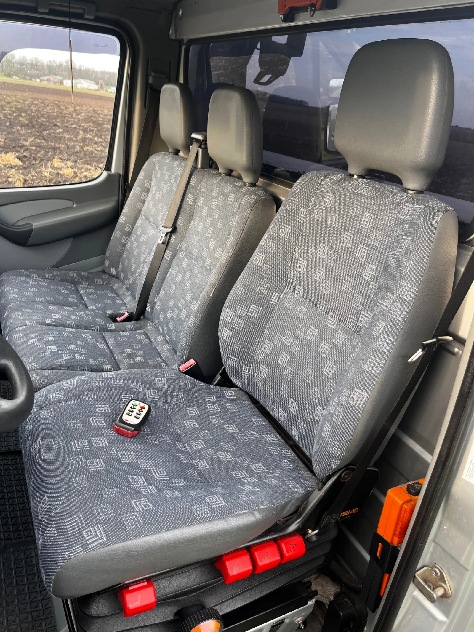 Mercedes-Benz 416 2.7 CDI - изображение 8