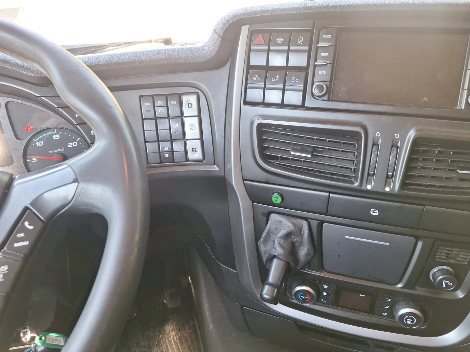Iveco Stralis Термокинг Т1000R , Внос, , , , снимка 14 - Камиони - 54714830