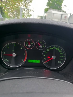 Ford Focus 1.6 TDCi, снимка 8