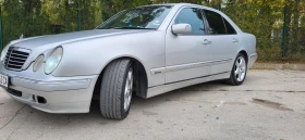 Mercedes-Benz E 320 