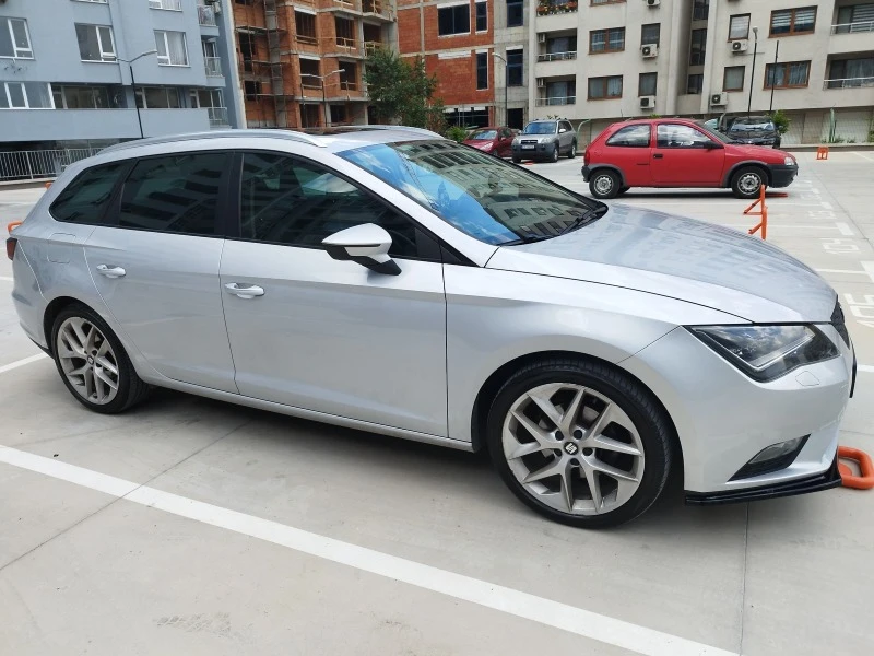 Seat Leon Panorama/Navi/Distronic/Ful led, снимка 10 - Автомобили и джипове - 49060918