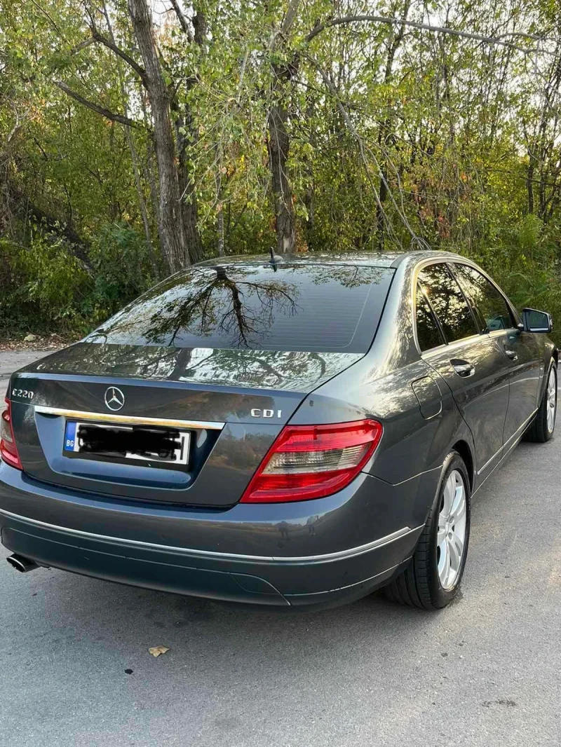 Mercedes-Benz C 220, снимка 8 - Автомобили и джипове - 47133921